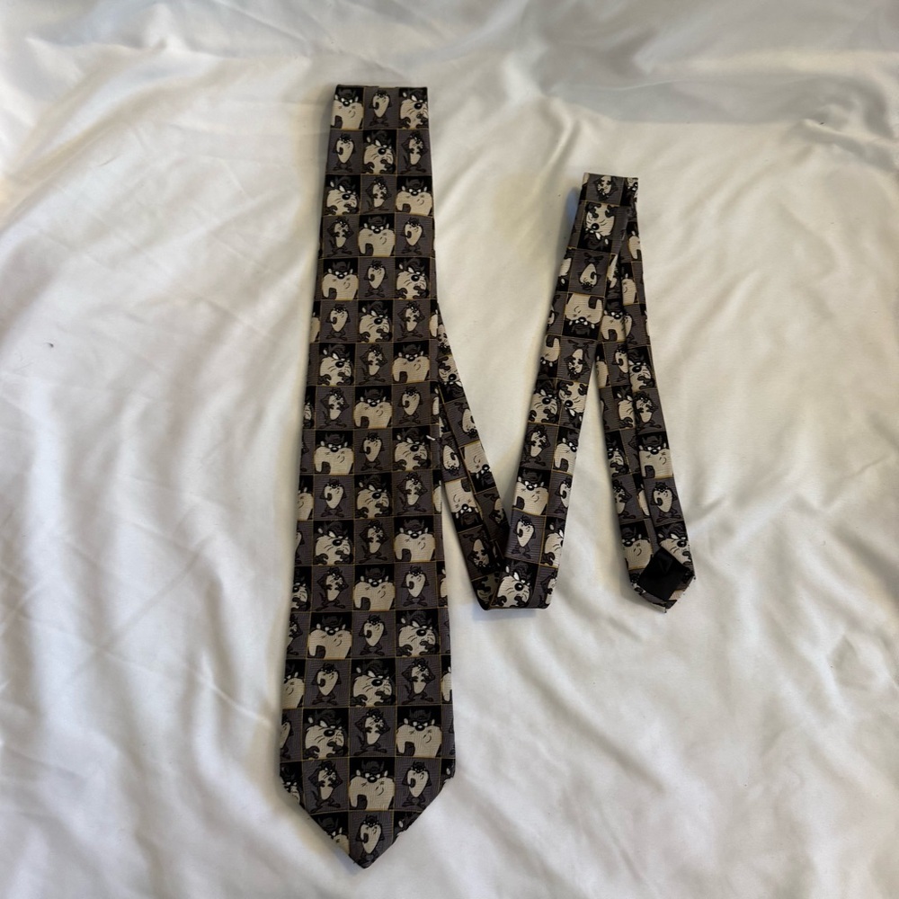 Like New Vintage Looney Tunes Tie